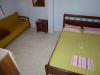 rm4_thumb_studiono4